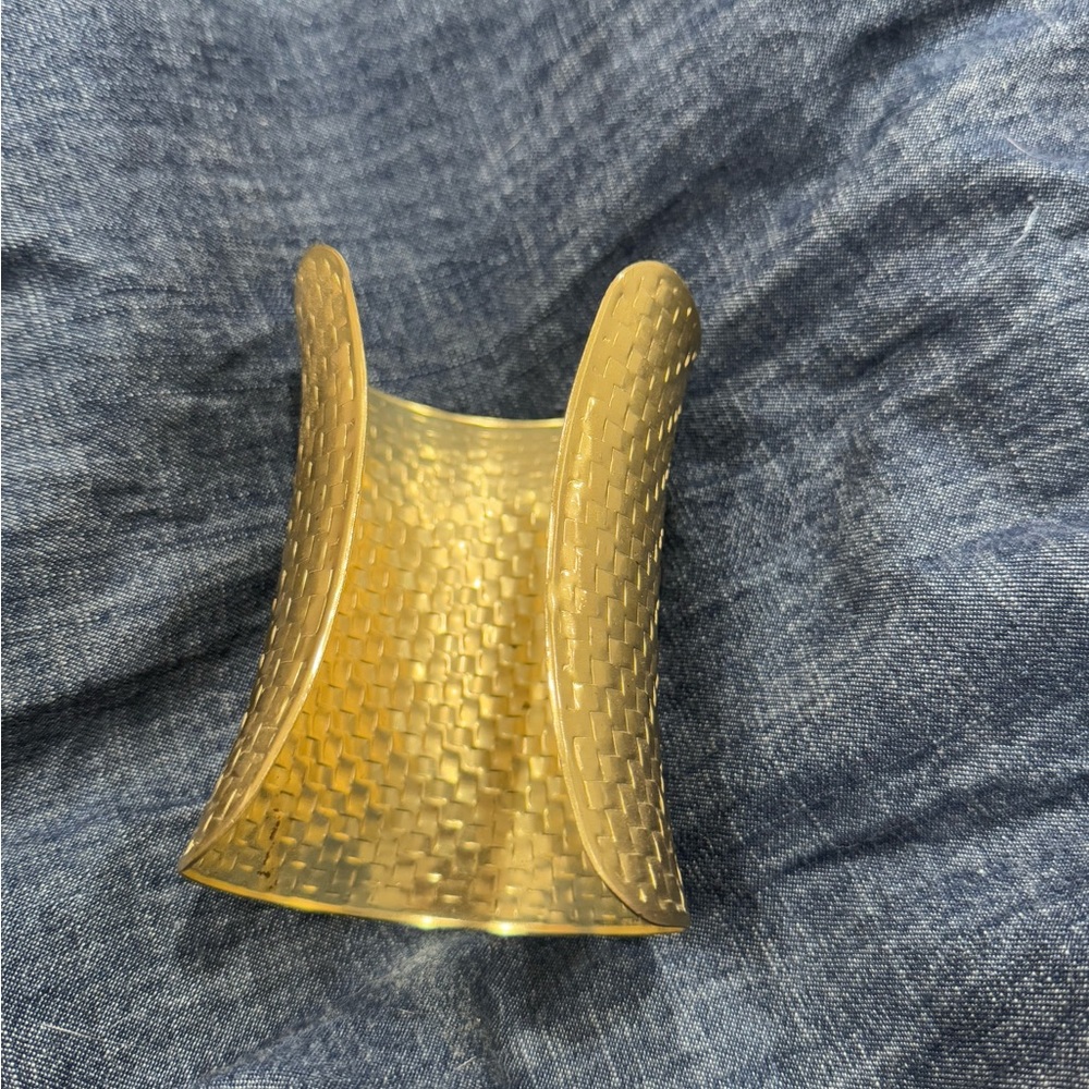 Vintage Gold Textured Cuff Bracelet - Picture 2 of 8